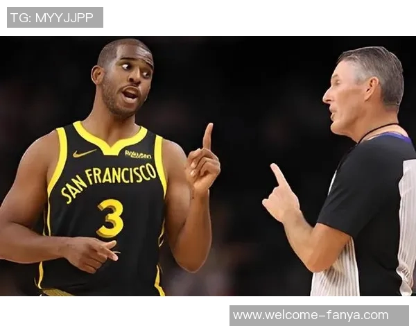 布克回应连吃两次技术犯规称裁判未看见错误导致掘金获得球权